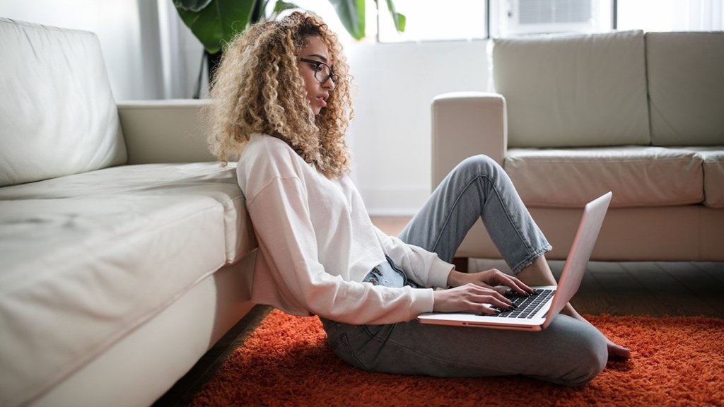 Explore the impact of lockdown on work: hybrid futures & missed opportunities Image depicting the legacy of work during lockdown: hybrid futures & missed chances